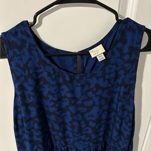 Elegant Blue Patterned Dress